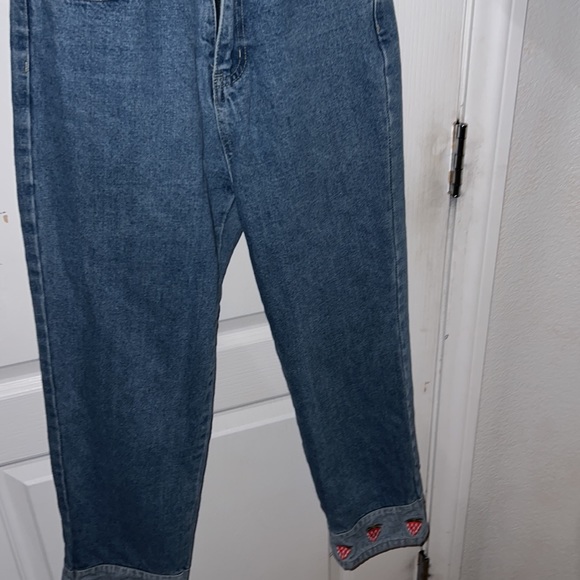 vintage strawberry cuffed jeans🍓 - Picture 4 of 5
